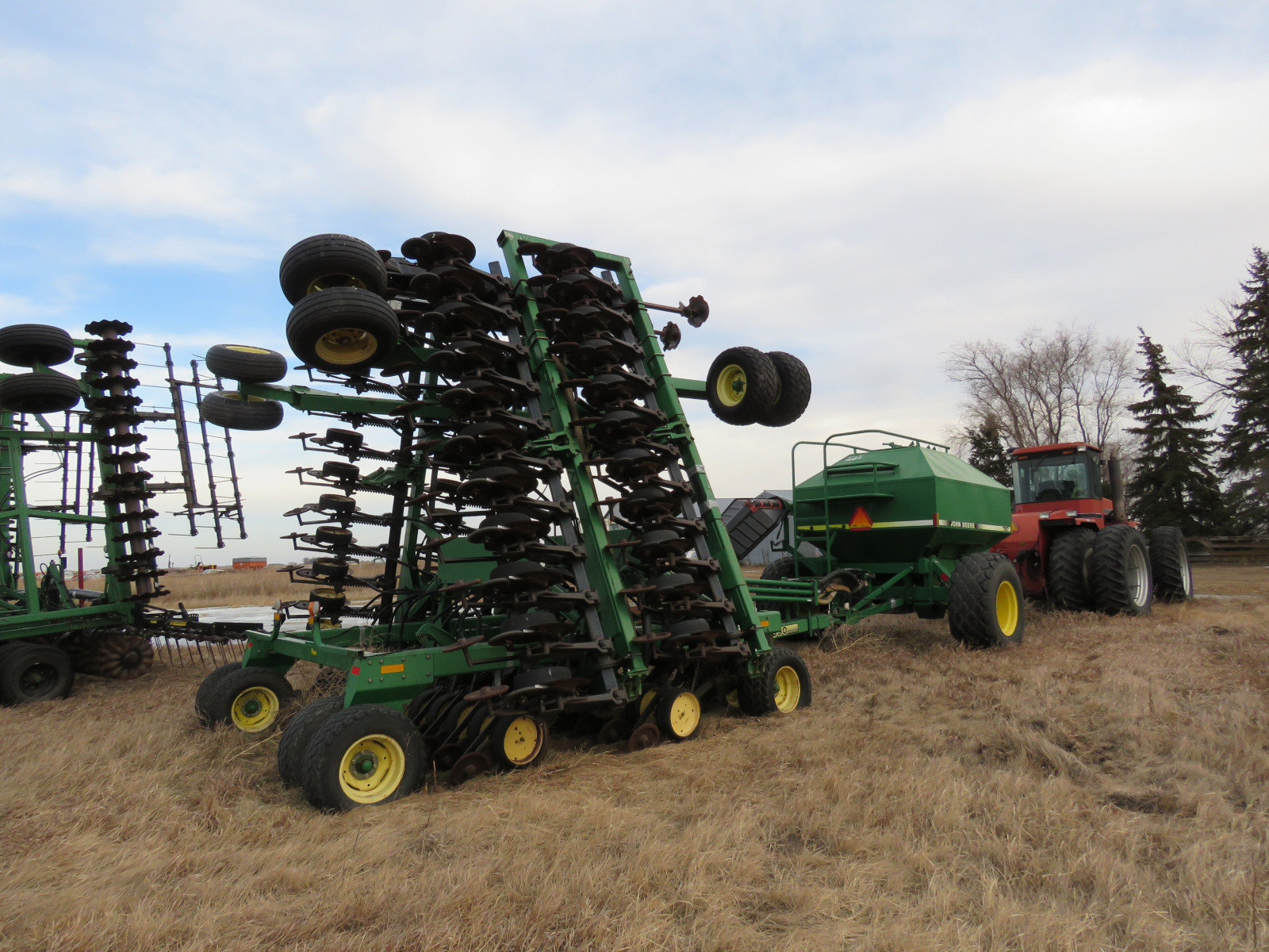 Lot 8R 1997 John Deere Air Seeder VanderBrink Auctions