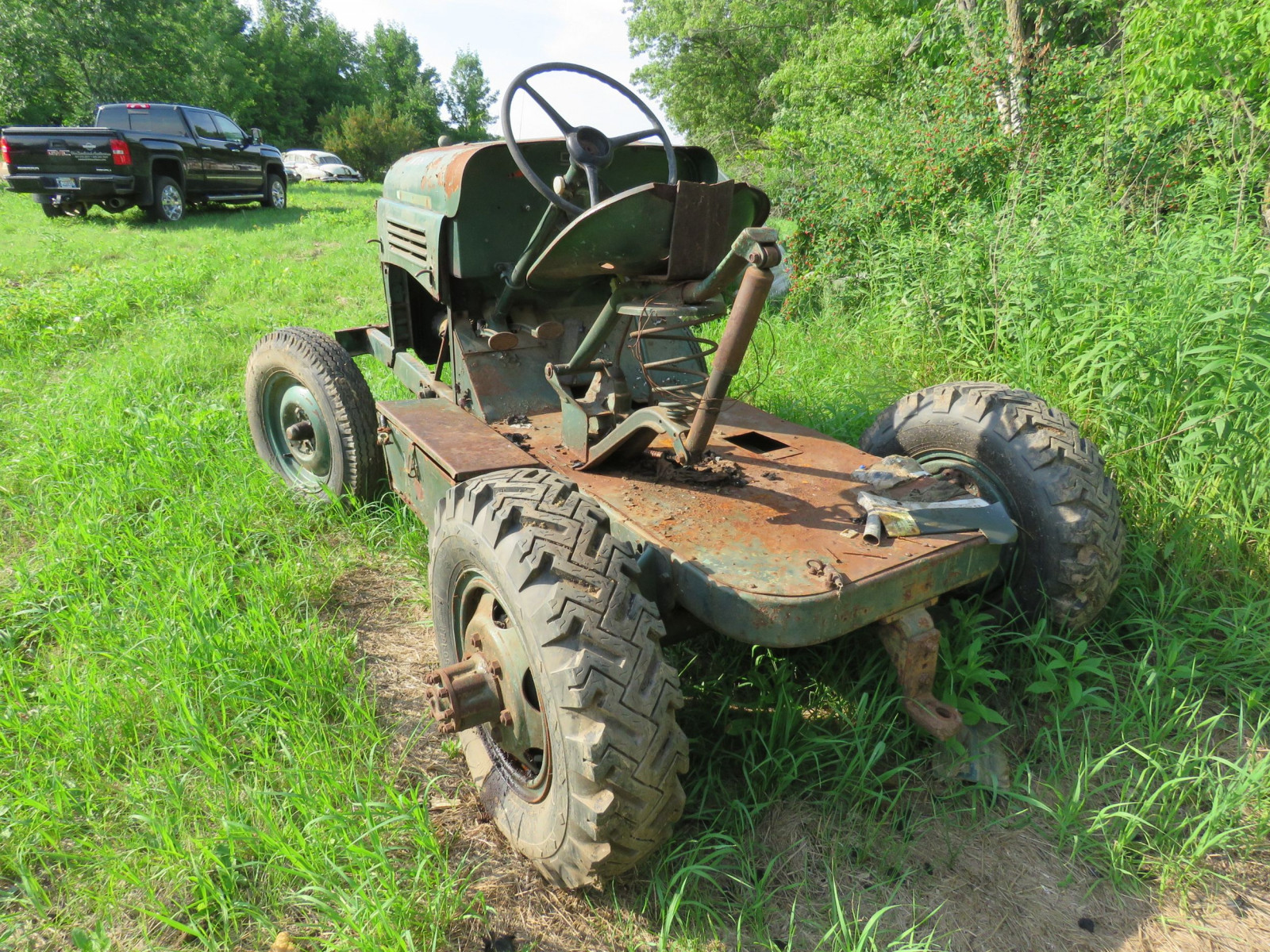 Lot 1SH Worthington Mower Chief Lawn Tractor VanderBrink Auctions