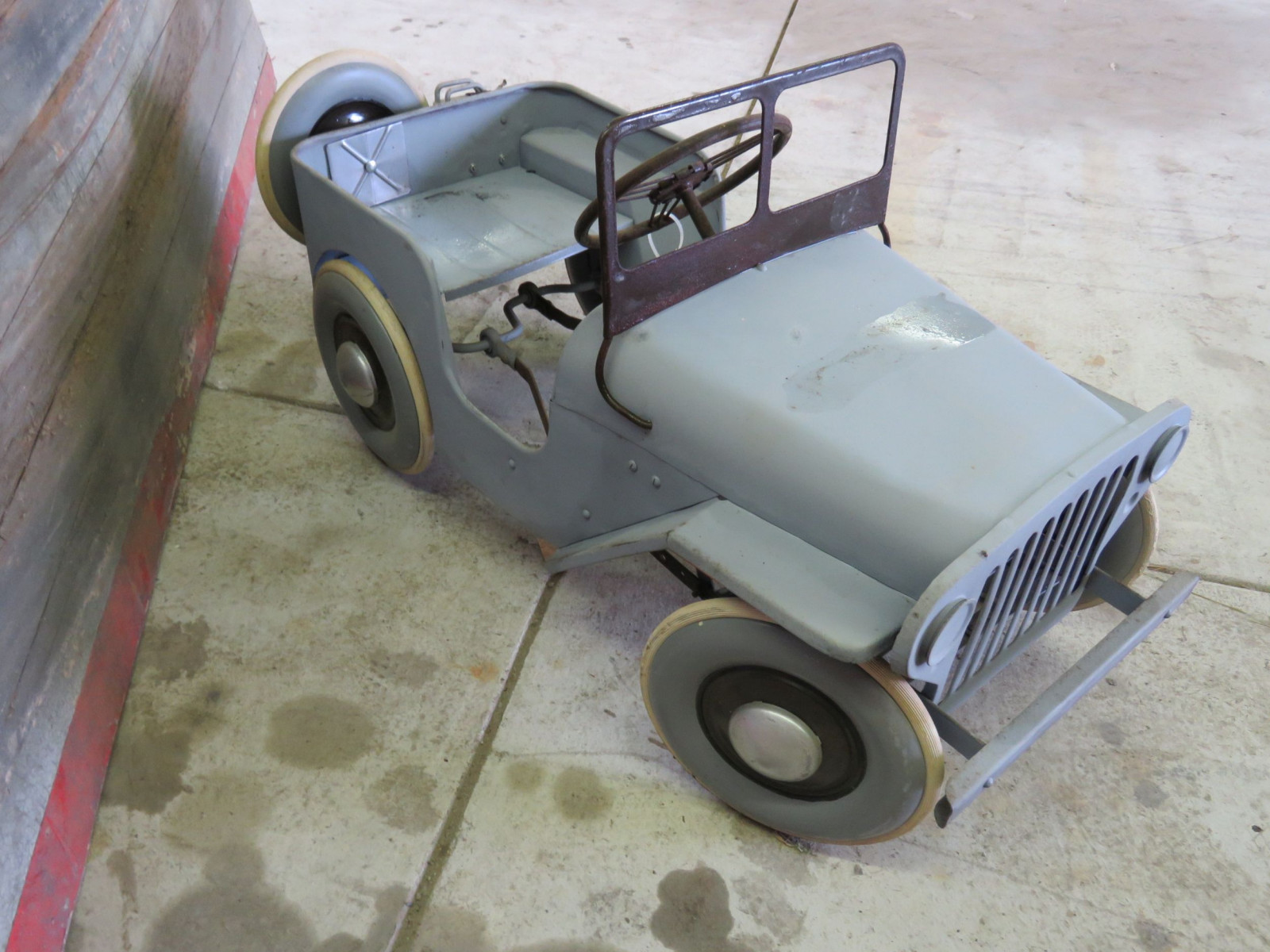 Lot 79D Vintage Garton Military Willys Jeep Pedal Car VanderBrink