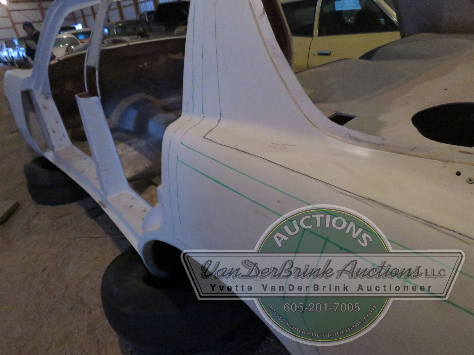 Lot 42V Rare Avanti Greg Lowry Engineer Avanti Model VanderBrink