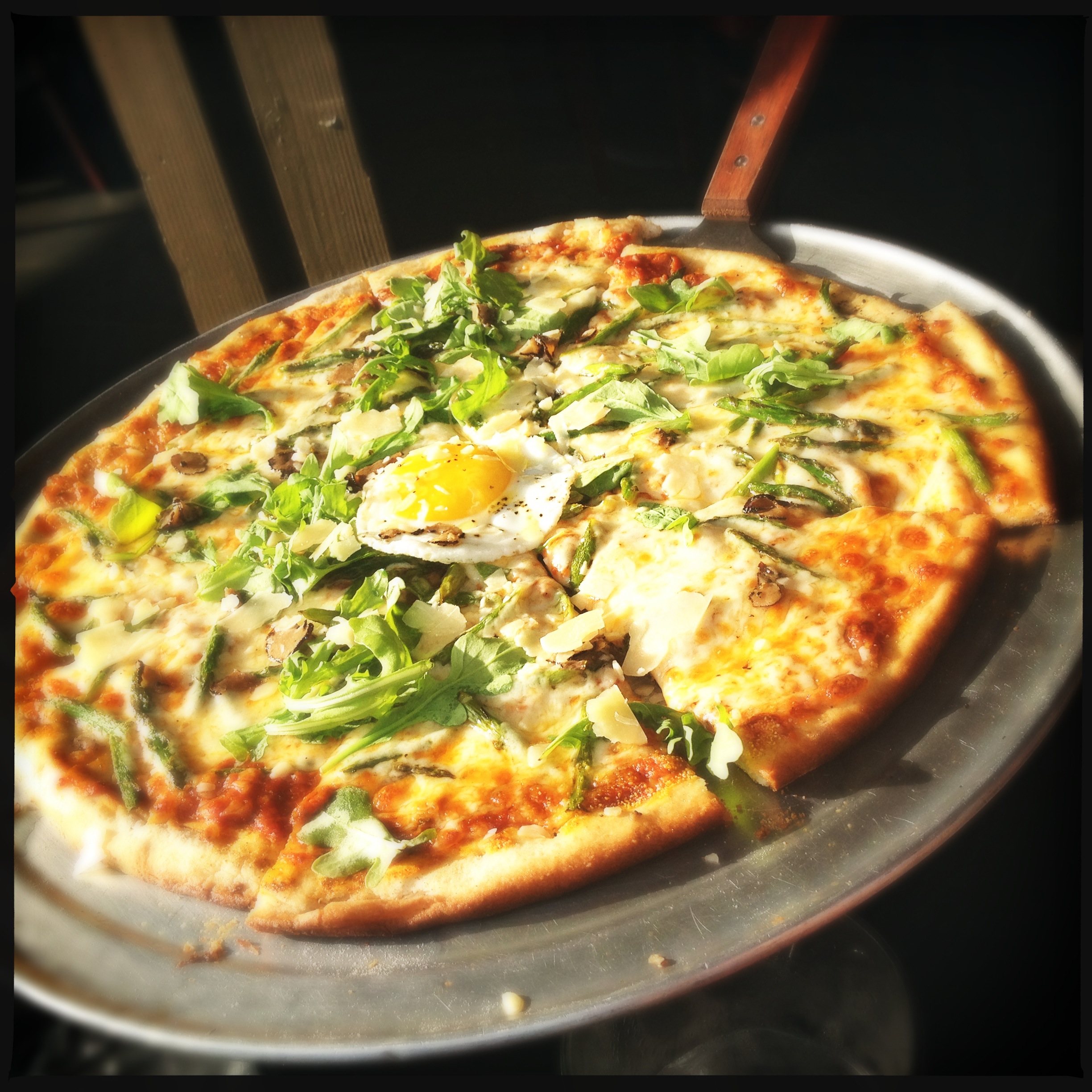 Manoli’s Pizza in Wailea Improvement Needed