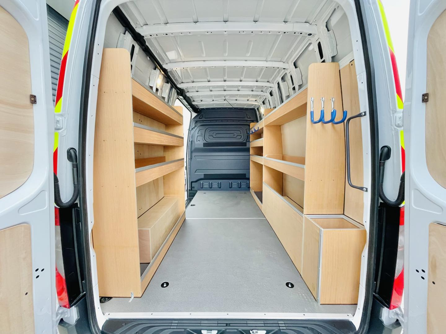 MERCEDES SPRINTER LWB Van Fit Solutions