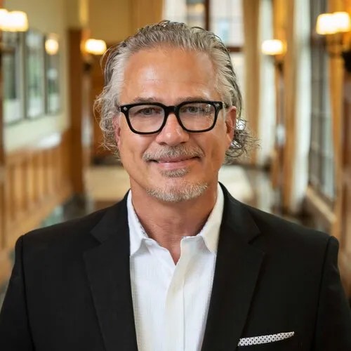 Meet Our Associates Vanguard Real Estate Group