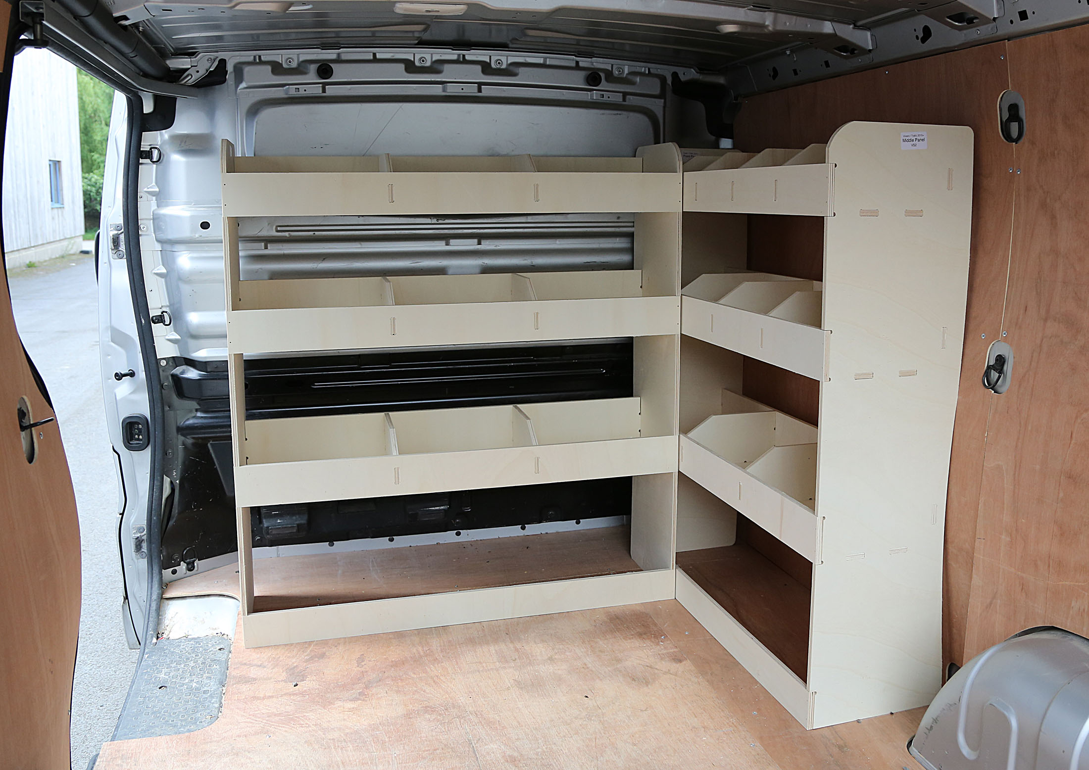 Renault Trafic 2015+ SWB & LWB OS Front & Bulkhead Vanify