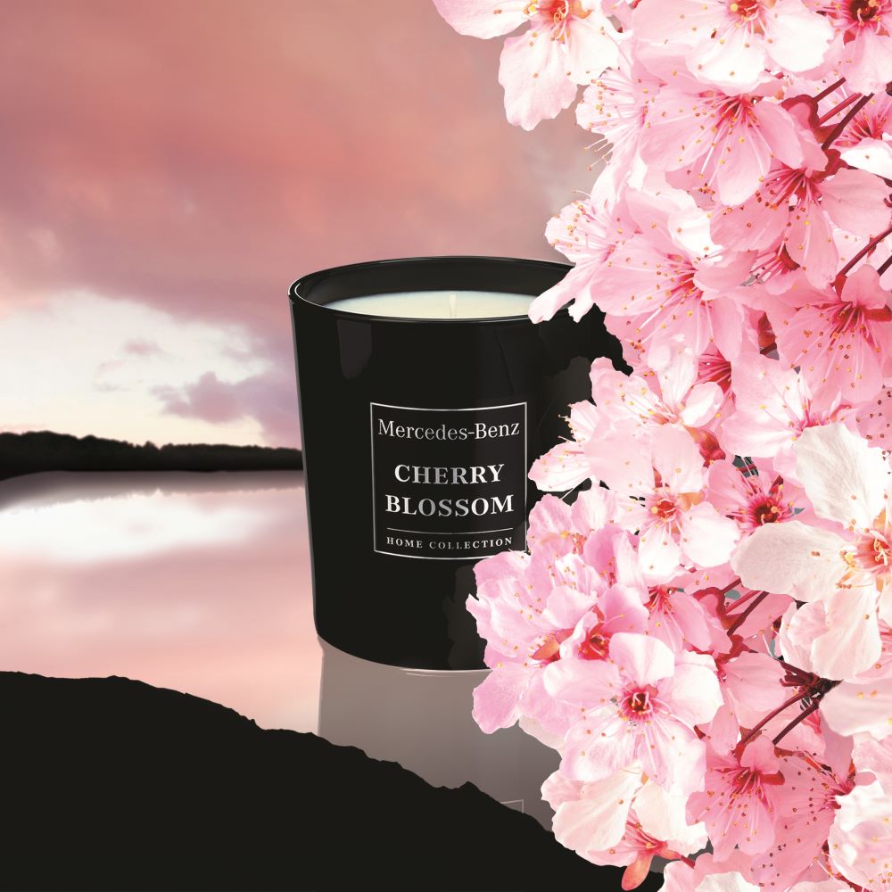 MercedesBenz Cherry Blossom candle مارسيدس شمعة معطرة فانيلا