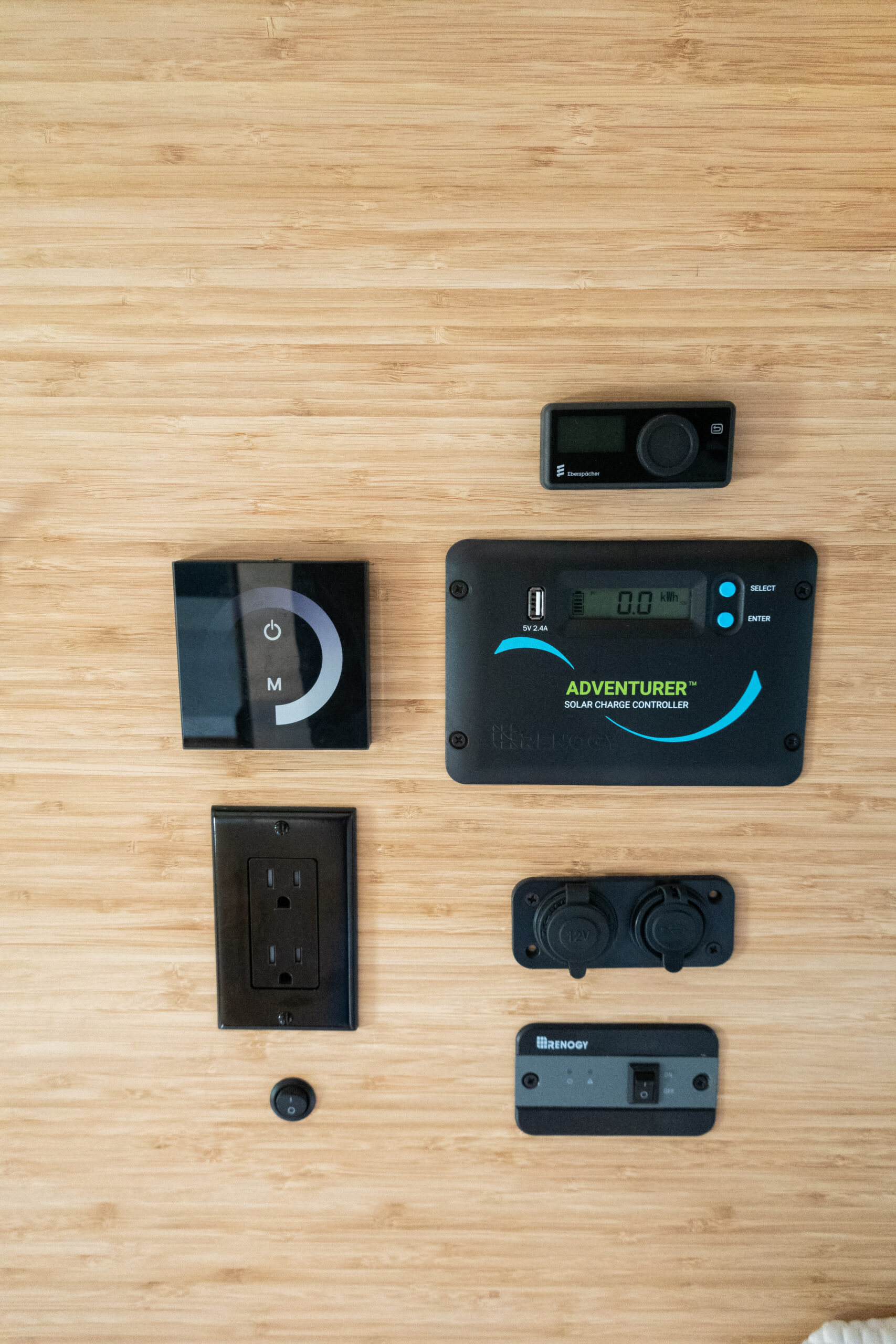 Beautifully Converted 2019 Promaster 2500 **Low Milage** Vanlife Trader