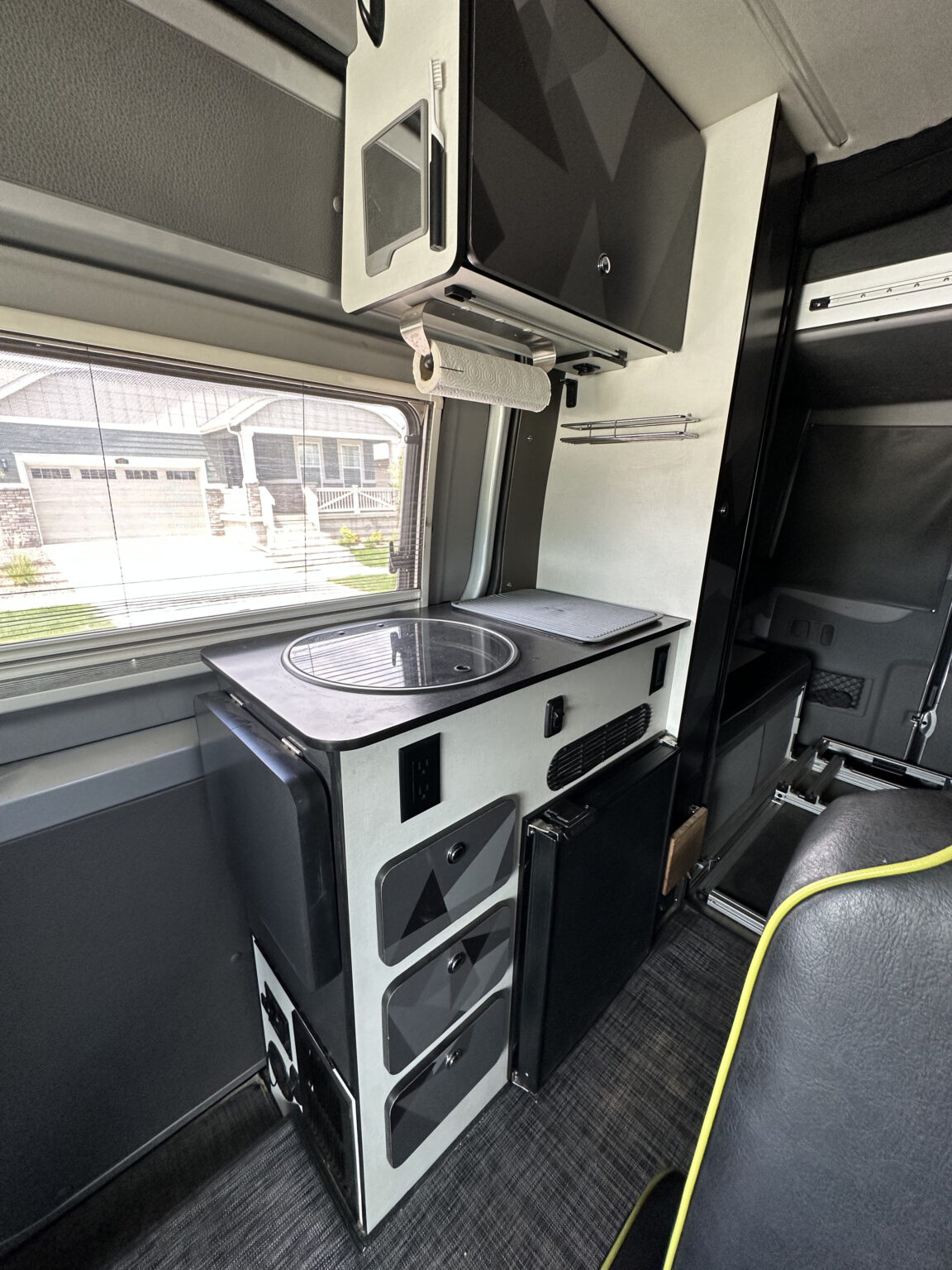 2019 Winnebago Revel Mercedes Sprinter 4×4 Vanlife Trader