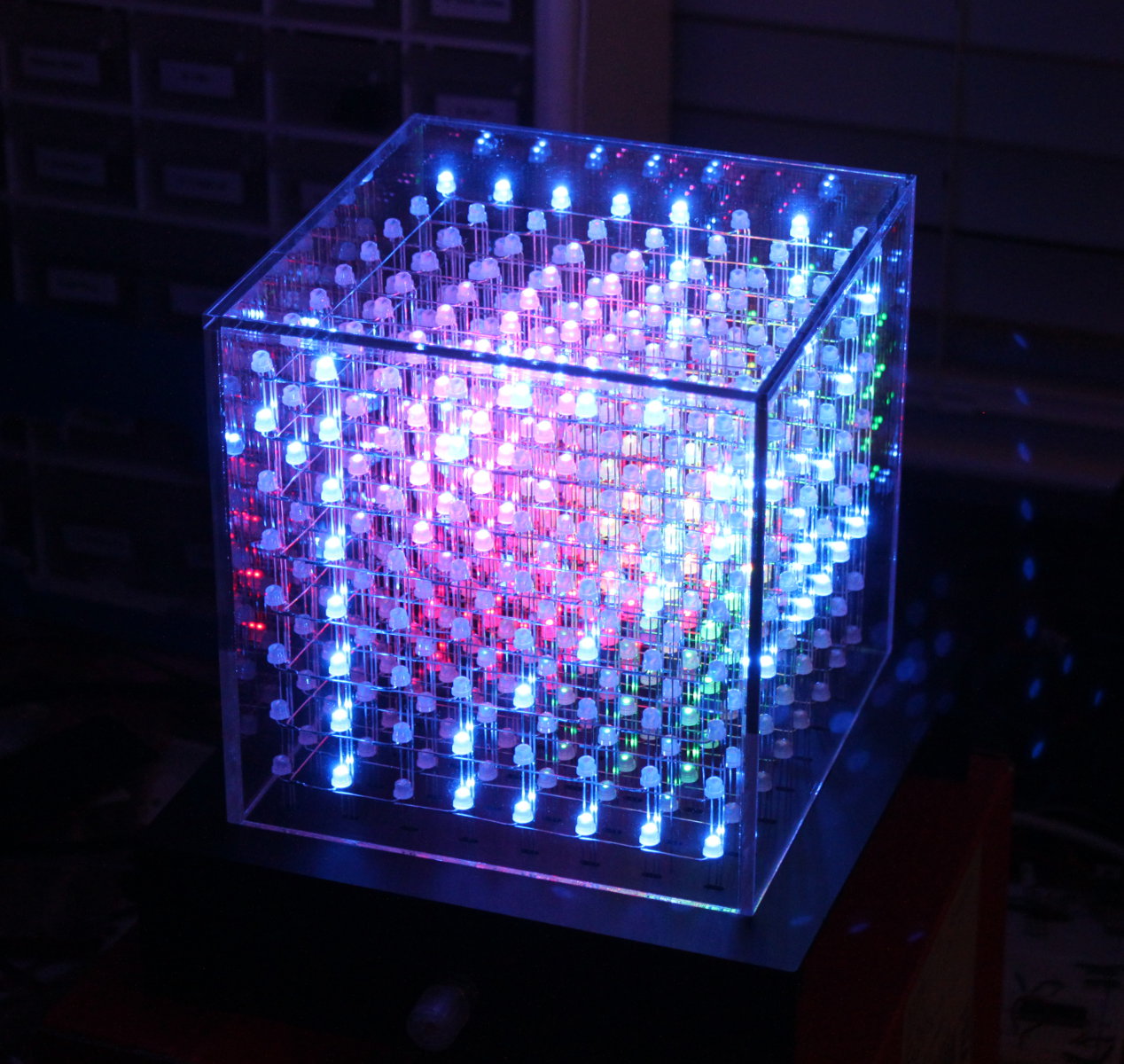 LED Cube - Van Os Design