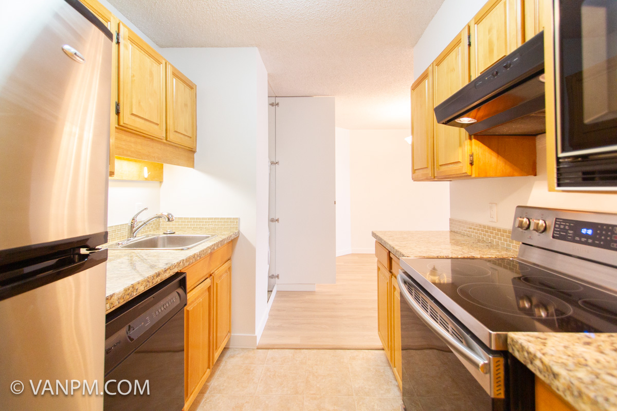 PARKSIDE MANOR 6455 WILLINGDON AVENUE, BURNABY Patty Ho Personal Real