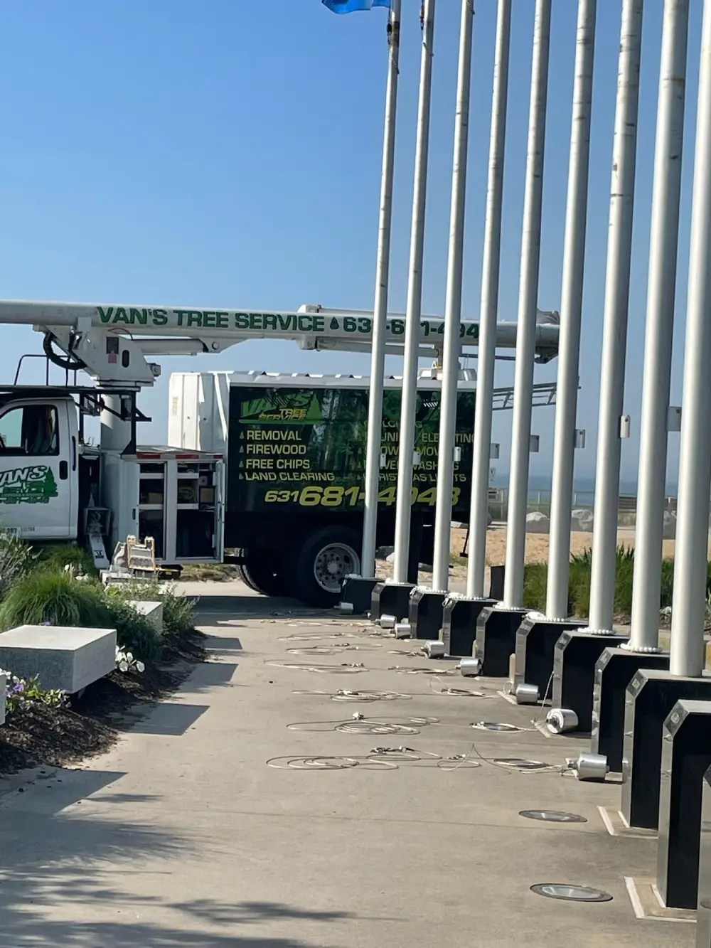 Long Island Flagpole Installation and Repair Services