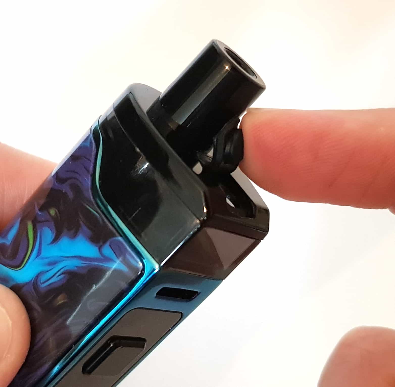 how do you charge a flum float FLOAT Mello Pro Disposables | Big Mo's Smoke Shop main image 1