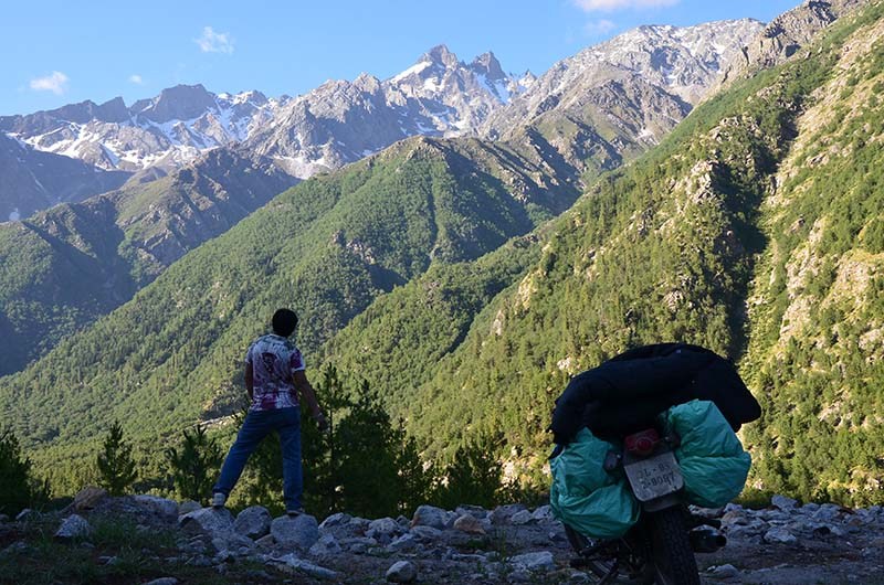 Best Time to Visit Sangla Valley Month by Month Guide Vargis Khan