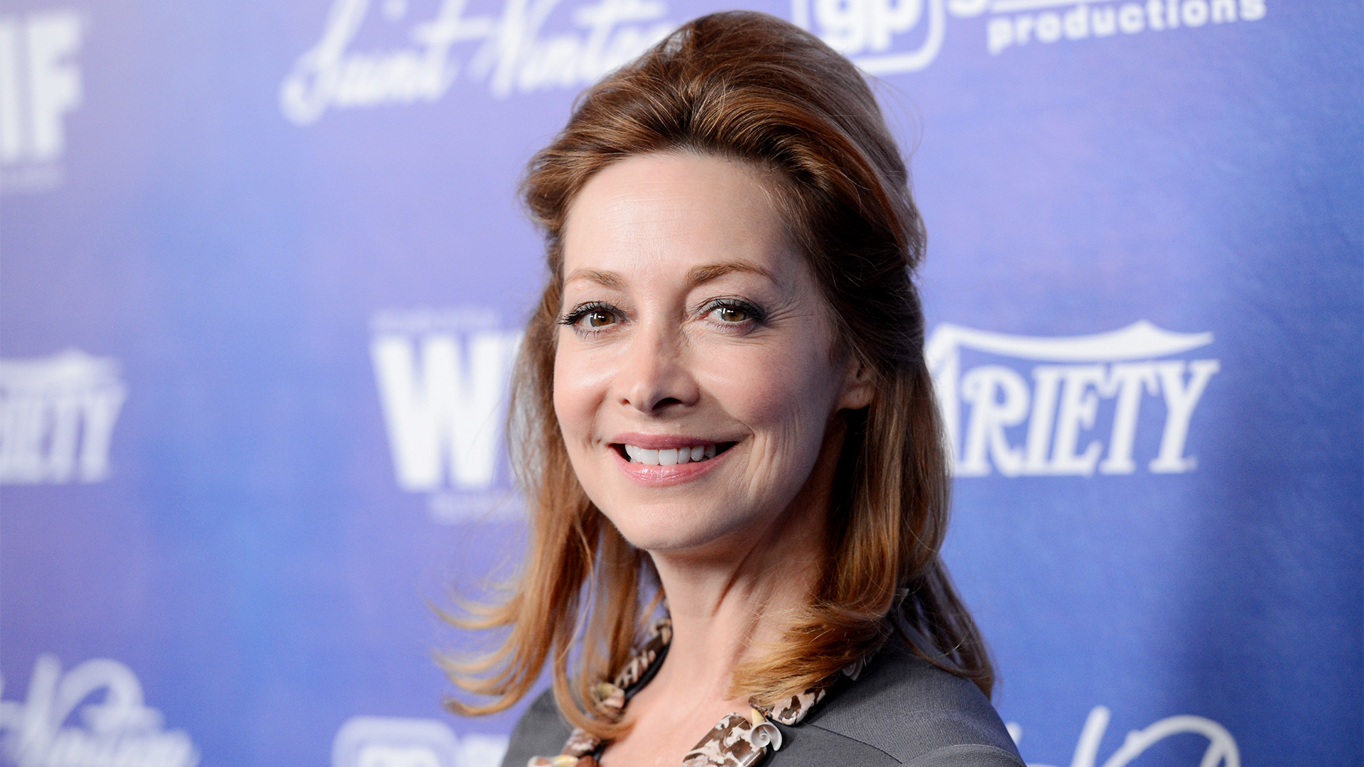 sharon lawrence now - Ilustrasi 3