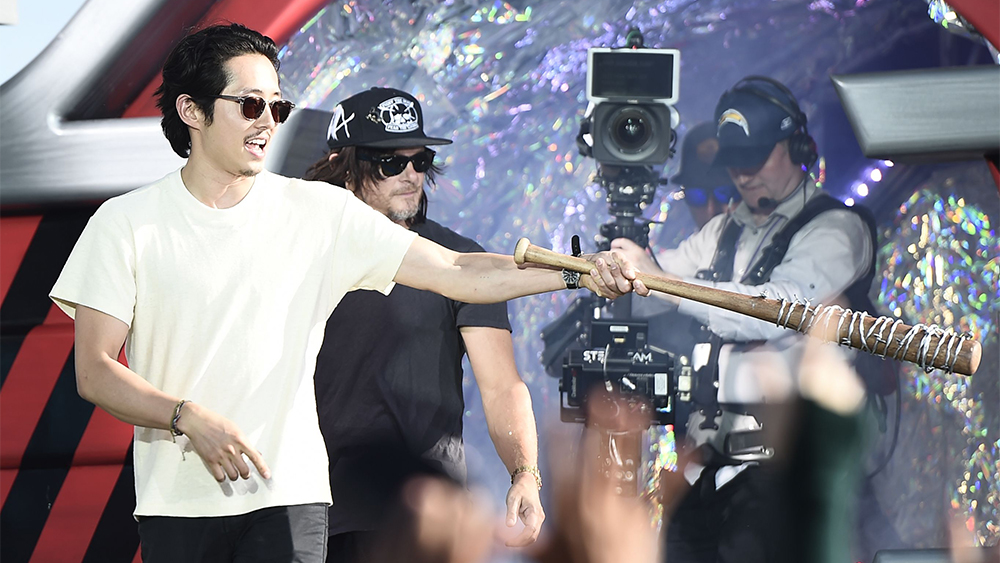 'Walking Dead's' Norman Reedus, Steven Yeun Take Over Syfy Live Variety