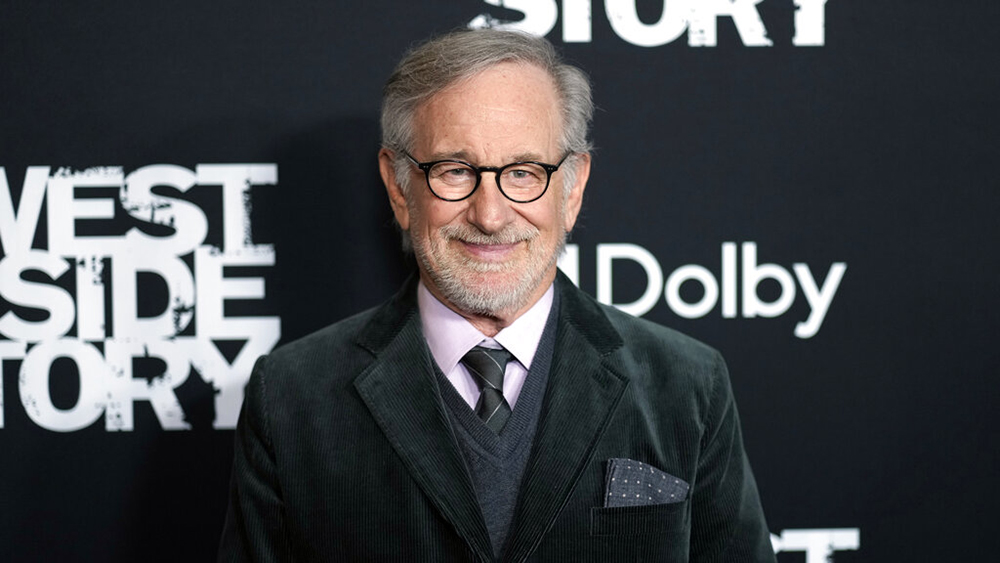 where does steven spielberg live - Ilustrasi 2