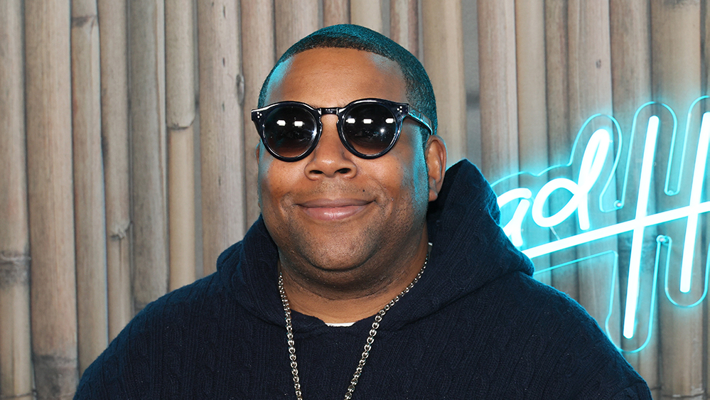 how much does kenan thompson make on snl - Ilustrasi 3