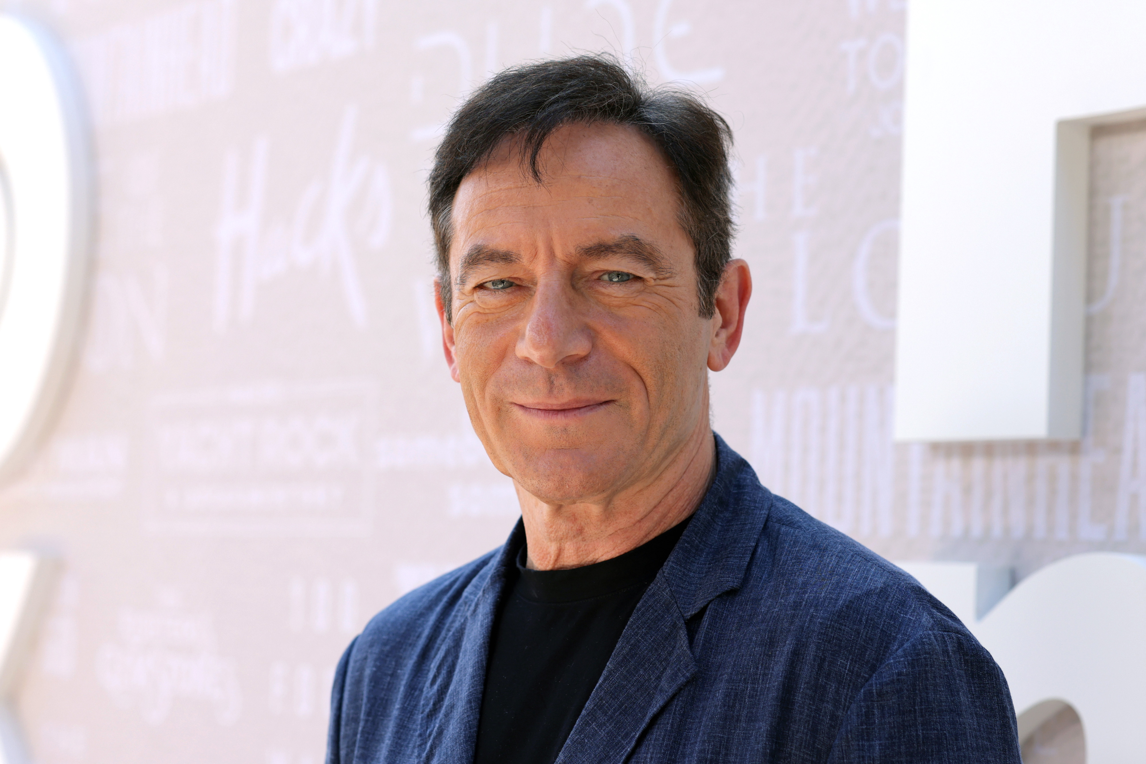 ‘White Lotus’ Star Jason Isaacs Warns ‘Hate Is Being Weaponized’ While Accepting Creative Coalition Humanitarian Award