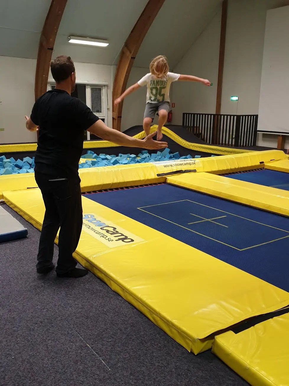 VÅR VÄRDEGRUND Värmdö Freestyle Mogul Team