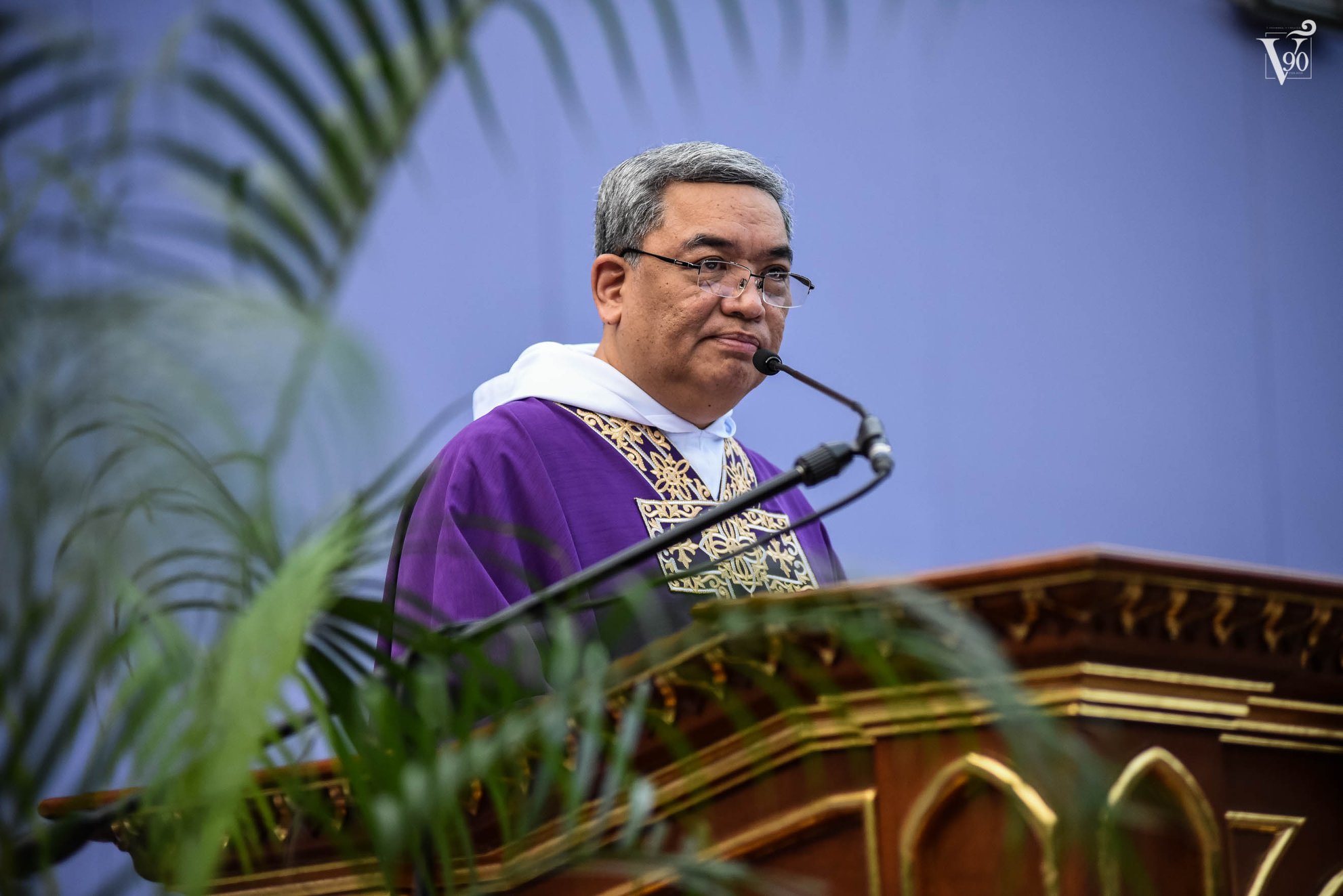 UST eyes regular employment of nonteaching staff Rector The