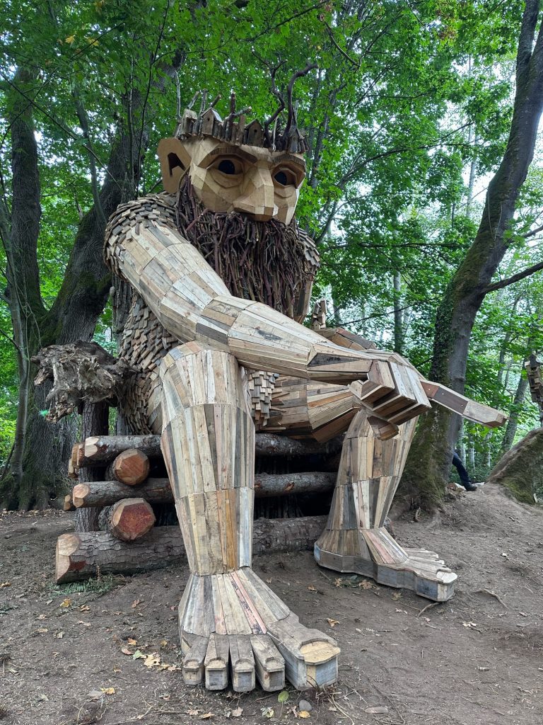 The Enchantment of Vashon Island Oscar, The Bird King by Thomas Dambo