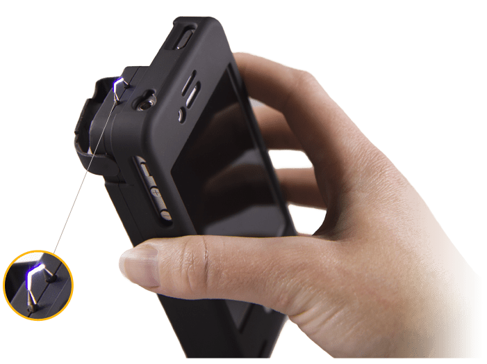 Yellow Jacket iPhone 4 Taser Case Jolts And Shocks Protect Yourself