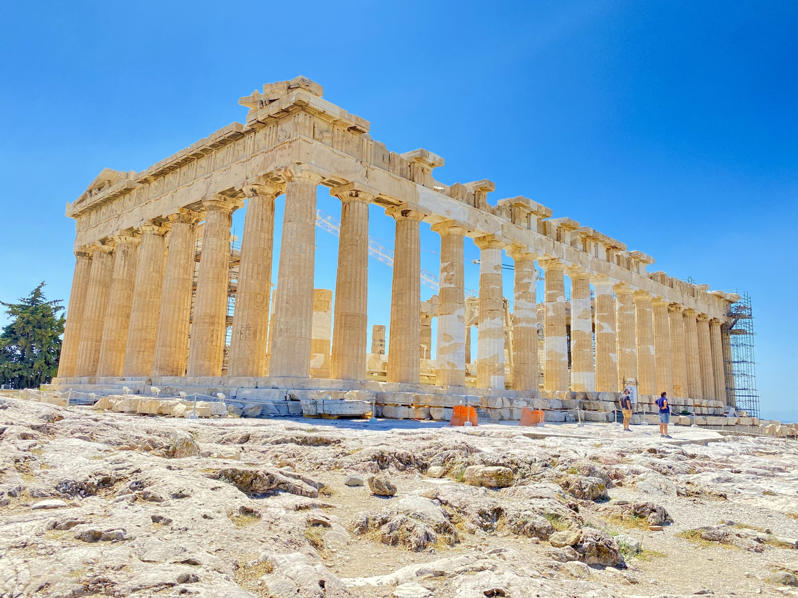 On part pour l'île d'Oléron et on atterrit à Athènes Va voir làbas