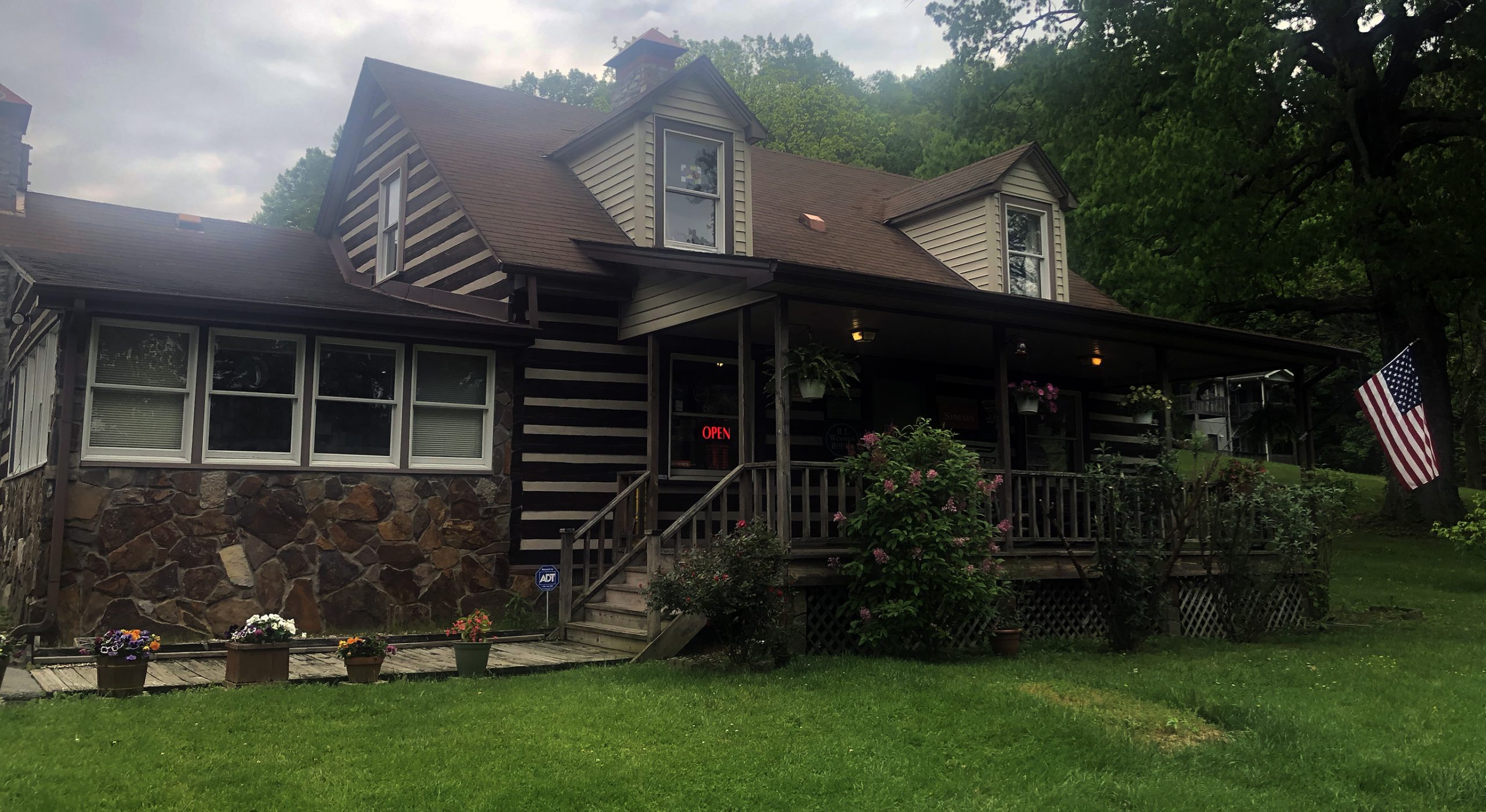 Virginia Creeper Fly Shop Fly Shop near the South Holston