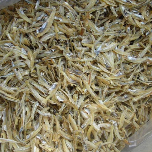 100 NATURAL DRIED FISH ANCHOVY
