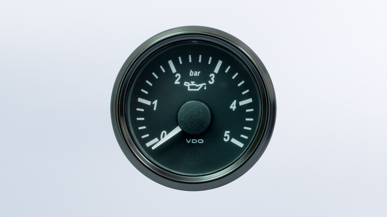 2 1/16in (52mm) 5bar oil pressure gauge. VDO Instruments