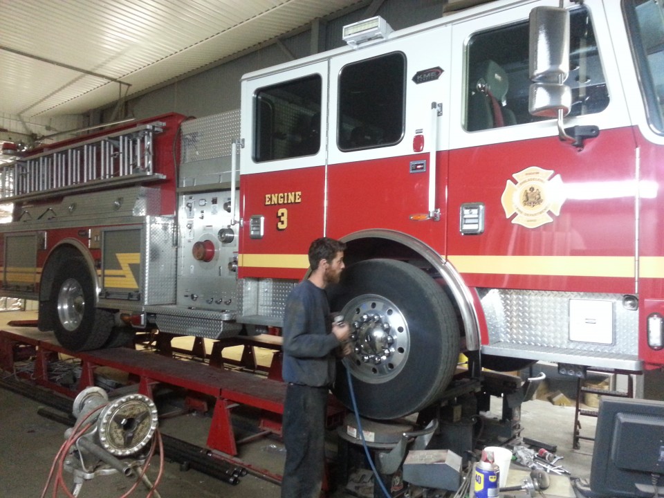 Truck Wheel Alignment Vecchione Fleet Service