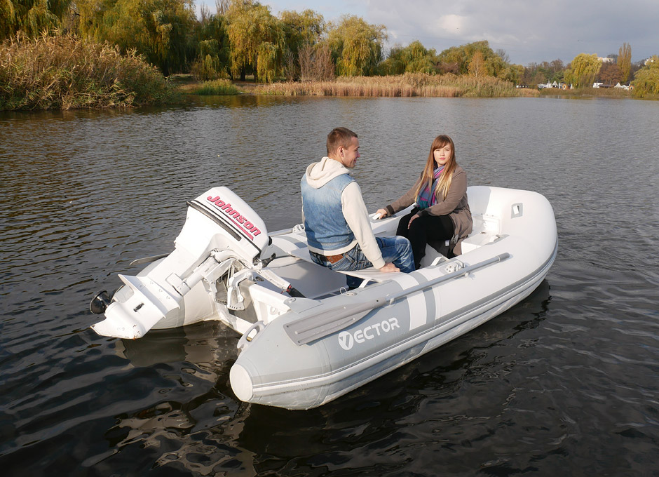 Rigid inflatable boat RIB 350
