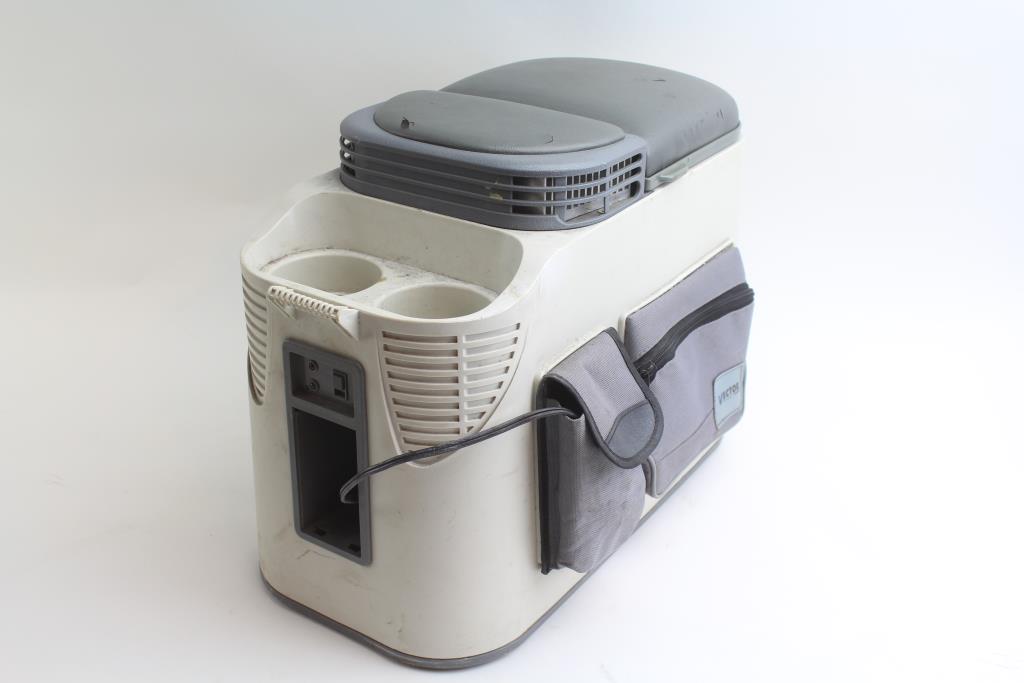 Vector Travel Cooler at Vectorified.com | Collection of Vector Travel