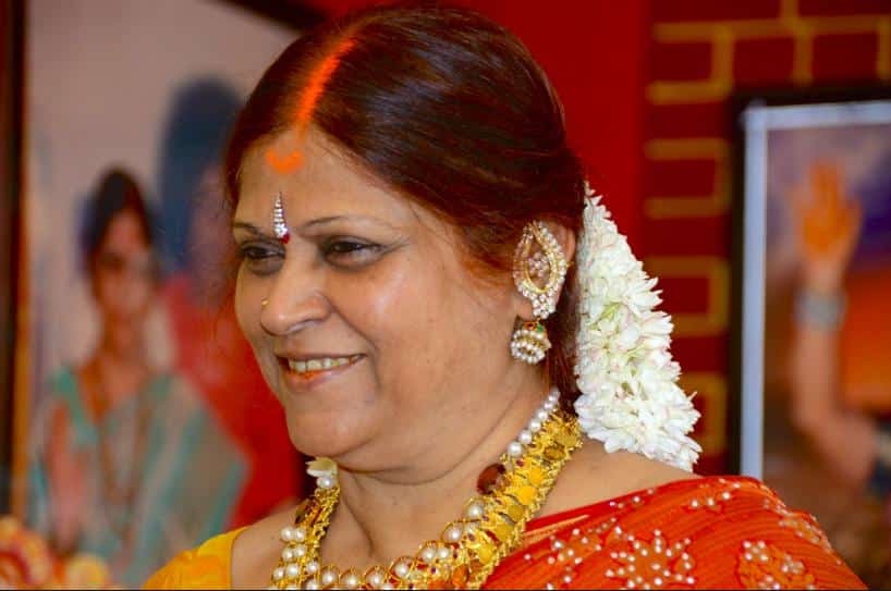 10 Female Spiritual Gurus Changing The Dynamics of Spiritual world