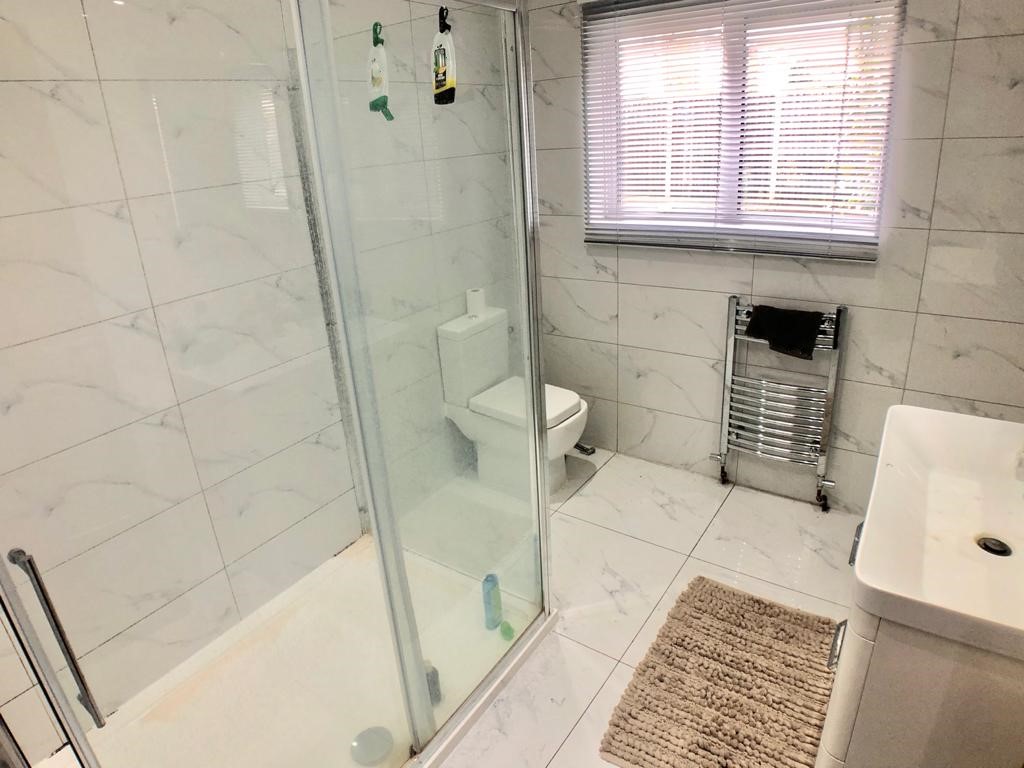 5 Bed House To Rent Hatch End HA5 Middlesex