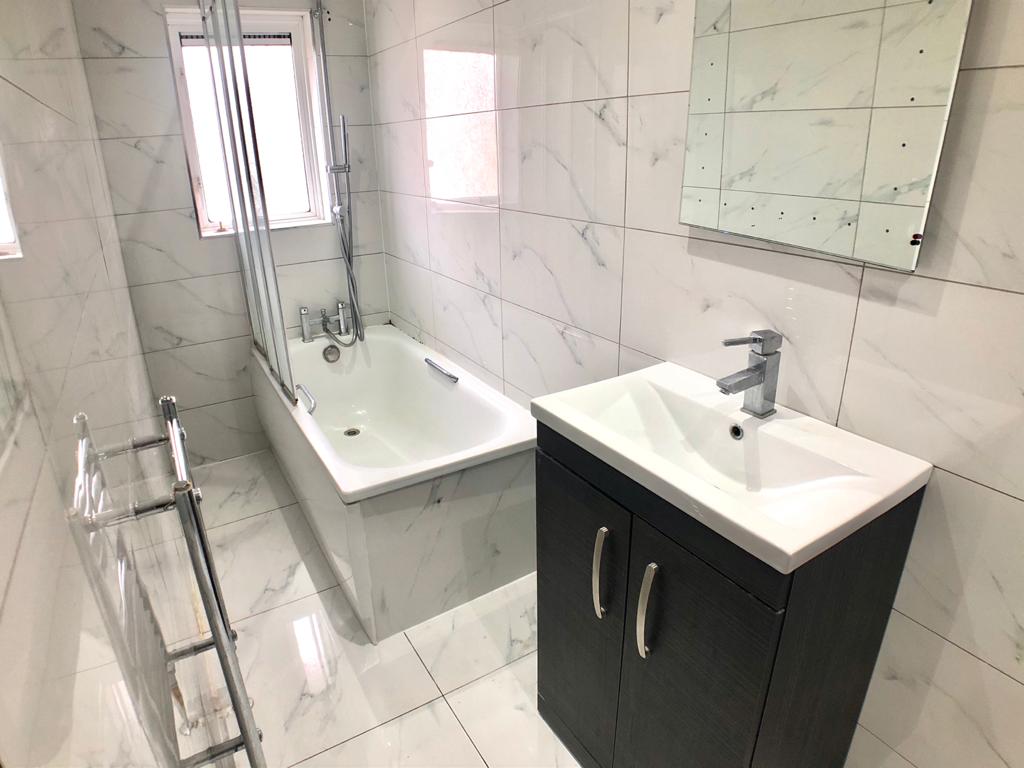 5 Bed House To Rent Hatch End HA5 Middlesex