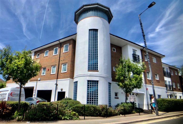 1Bedroom Apartment To Rent Harrow Weald HA3 VeeZed Residential