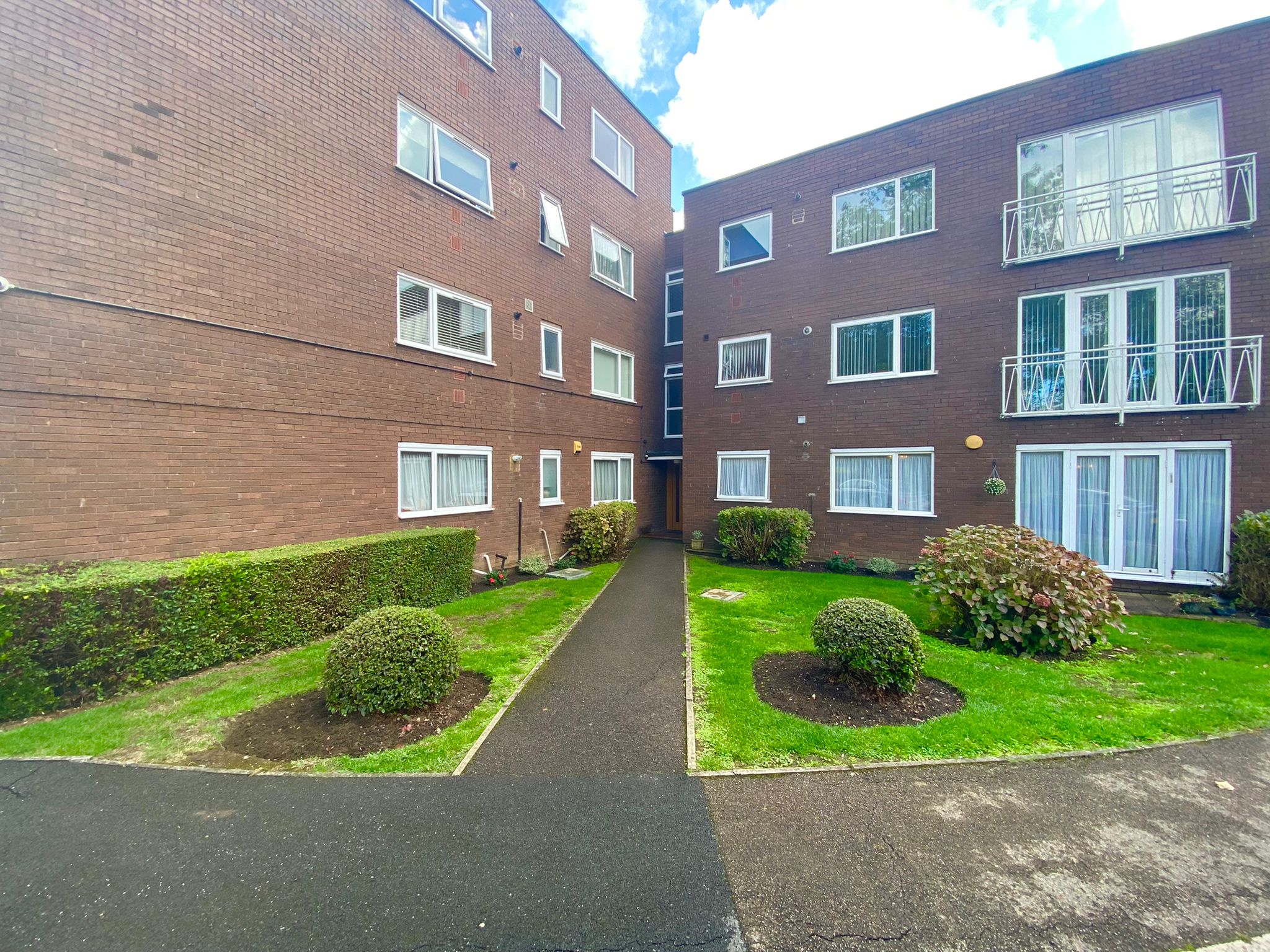 Two Bedroom Apartment To Rent Pinner HA5 VeeZed Residential