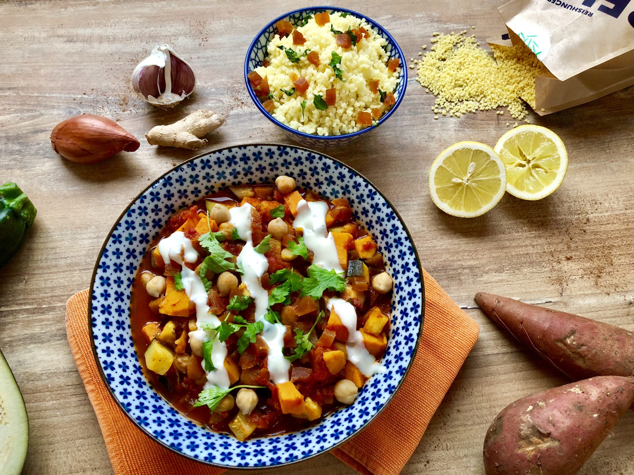 Marokkanische GemüseTajine mit riesen Couscous vegan vegan 24/7