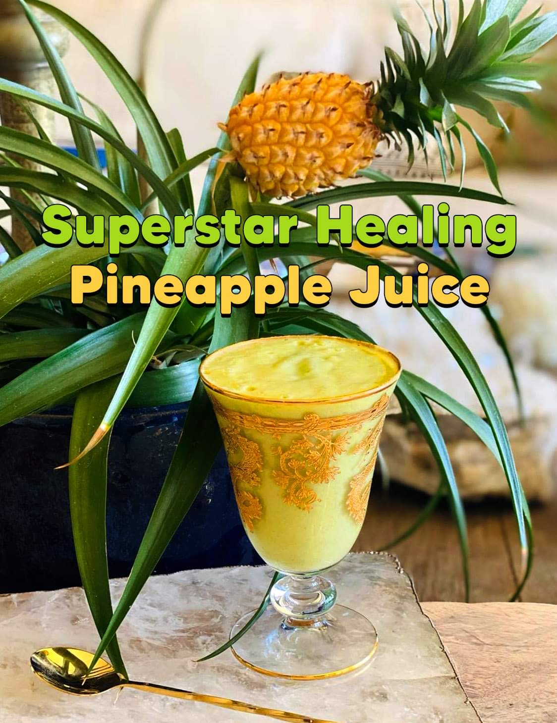 SUPERSTAR HEALING PINEAPPLE GINGER JUICE Vegan Green