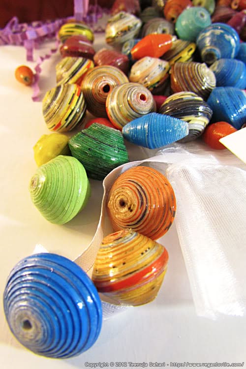 How to Make Paper Beads from Old Magazines or Scrap Paper