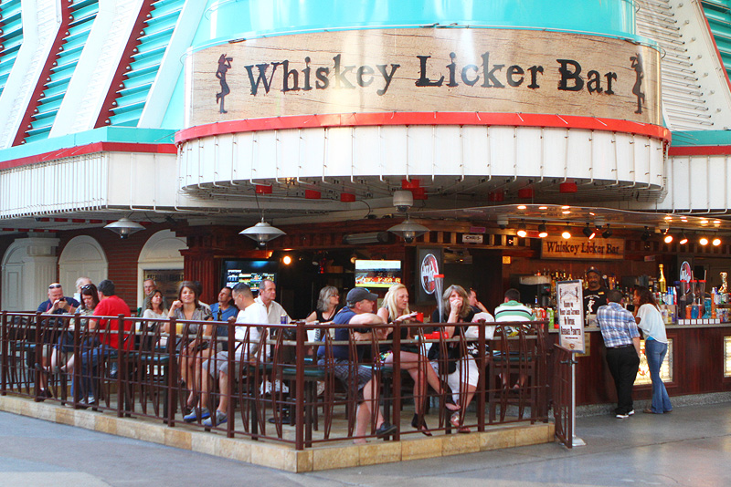 11 Great Places to Sit and PeopleWatch On Fremont Street