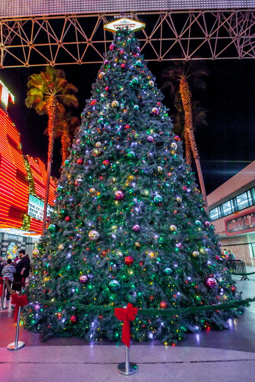 Fremont Christmas Tree Lighting 2023 Christmas Tree Lighting Fremont Street Experience