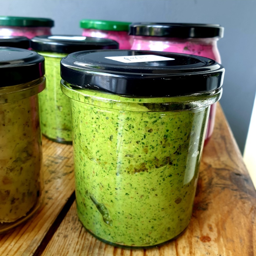 ZIELONE PESTO / w słoiku 235 ml Vege Miasto Warszawa Restauracja