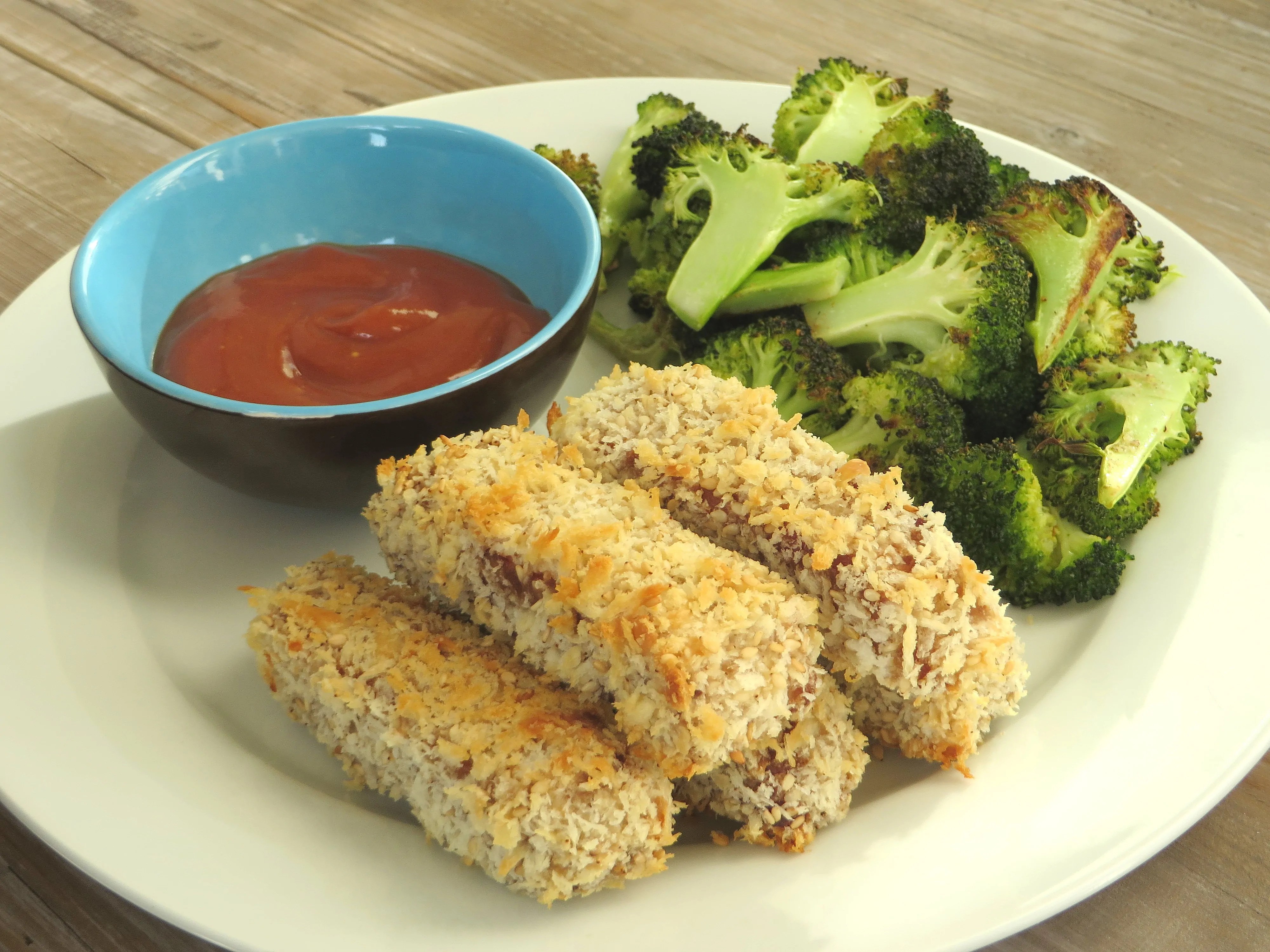 Tempeh katsu met geroosterde broccoli Vegetus