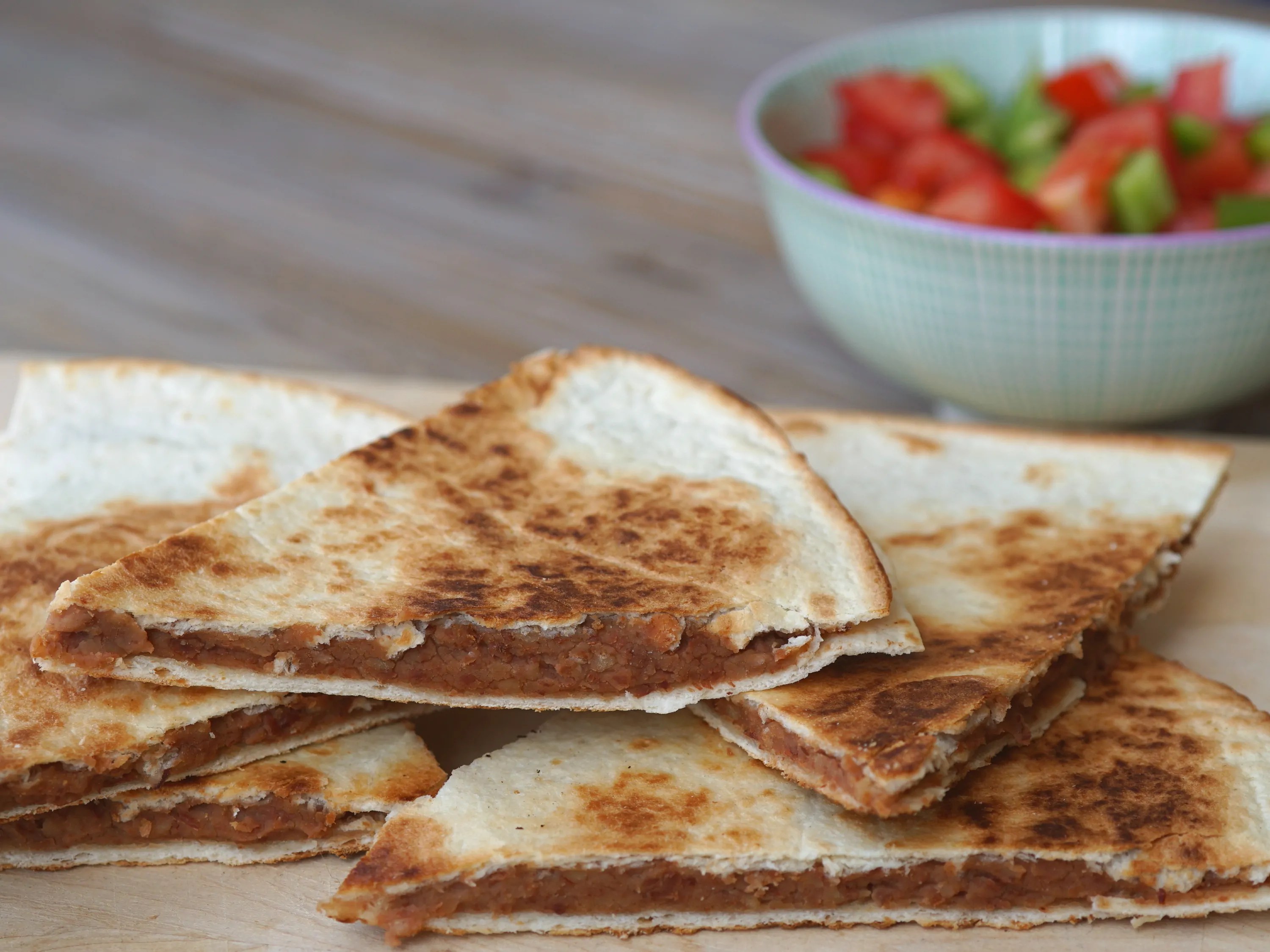 Vegan quesadillas, zonder kaas Vegetus