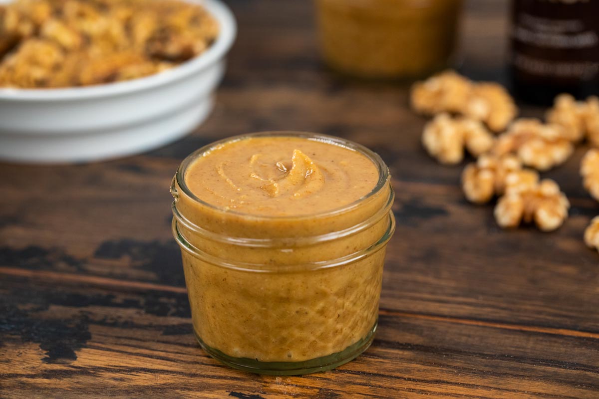 How to Make Walnut Butter (Easy! + 10 Ways to Use It) Veggie Chick