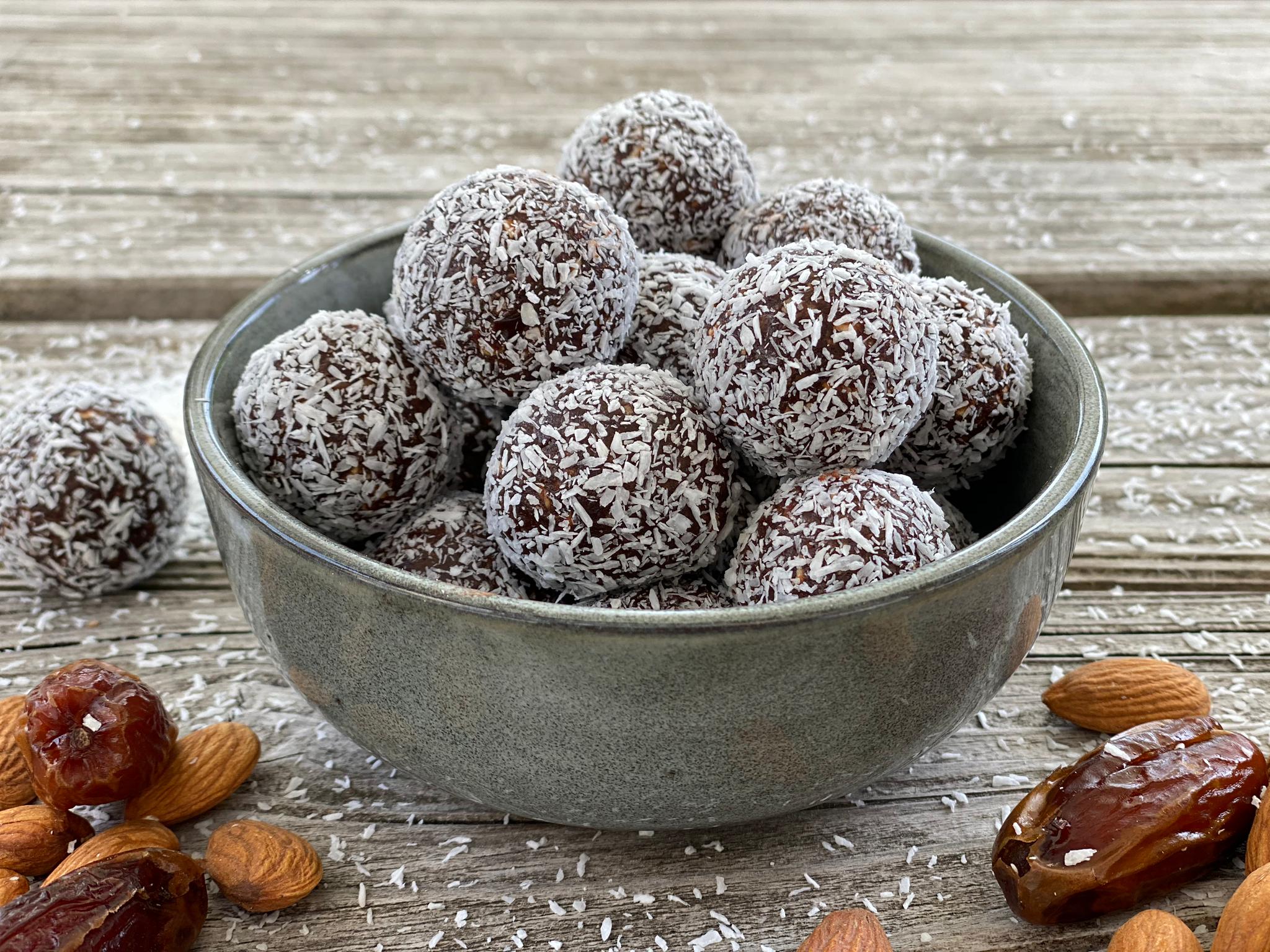 die leckersten Energiebällchen selber machen (vegan) VegiWorld