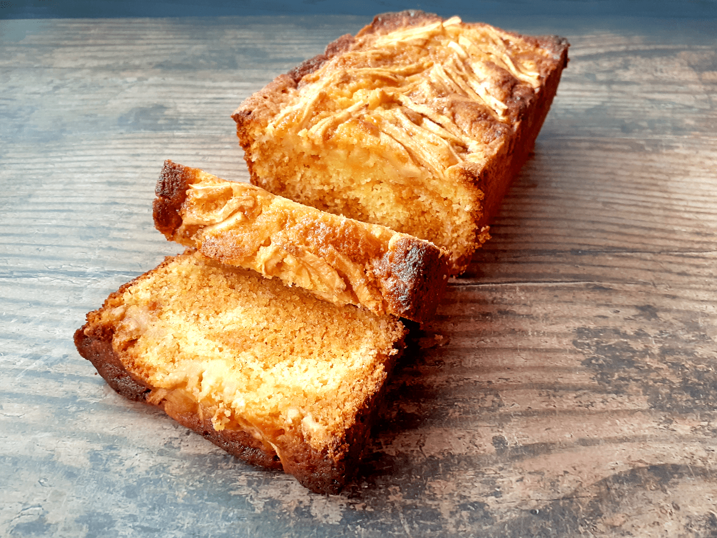 Marble Caramel Apple Loaf Cake Veg'n'Bake