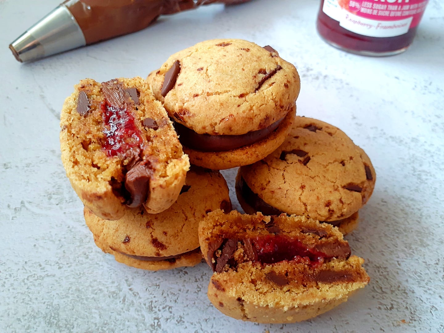 Chocolate & Jam Sandwich Cookies Vegan, GF Veg'n'Bake