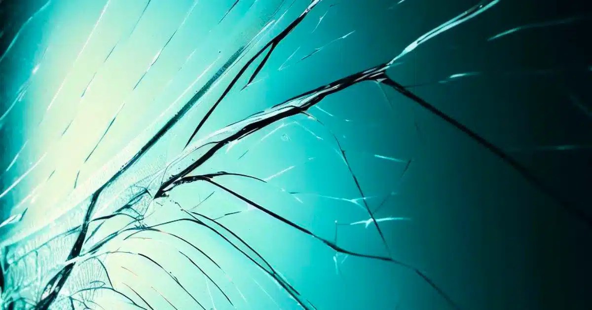 Can a Windshield Crack from Heat? Vehicles Aide